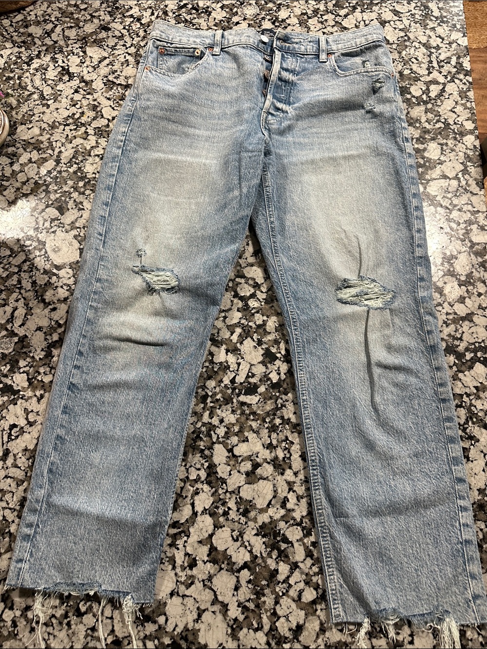 GAP women’s Light Blue Relaxed Fit Distressed Jeans size 12